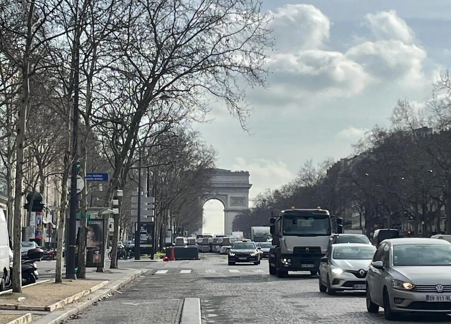 Privee, Sdb Partage, Arc De Triomphe, Metro 1, T3b, Rer C E A ホームステイ *